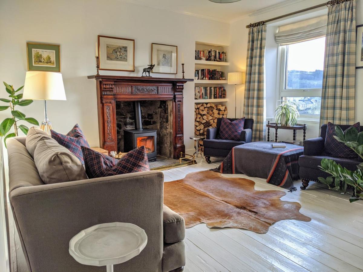 Central Hawick Spacious Stylish Flat With Log Burner Eksteriør billede