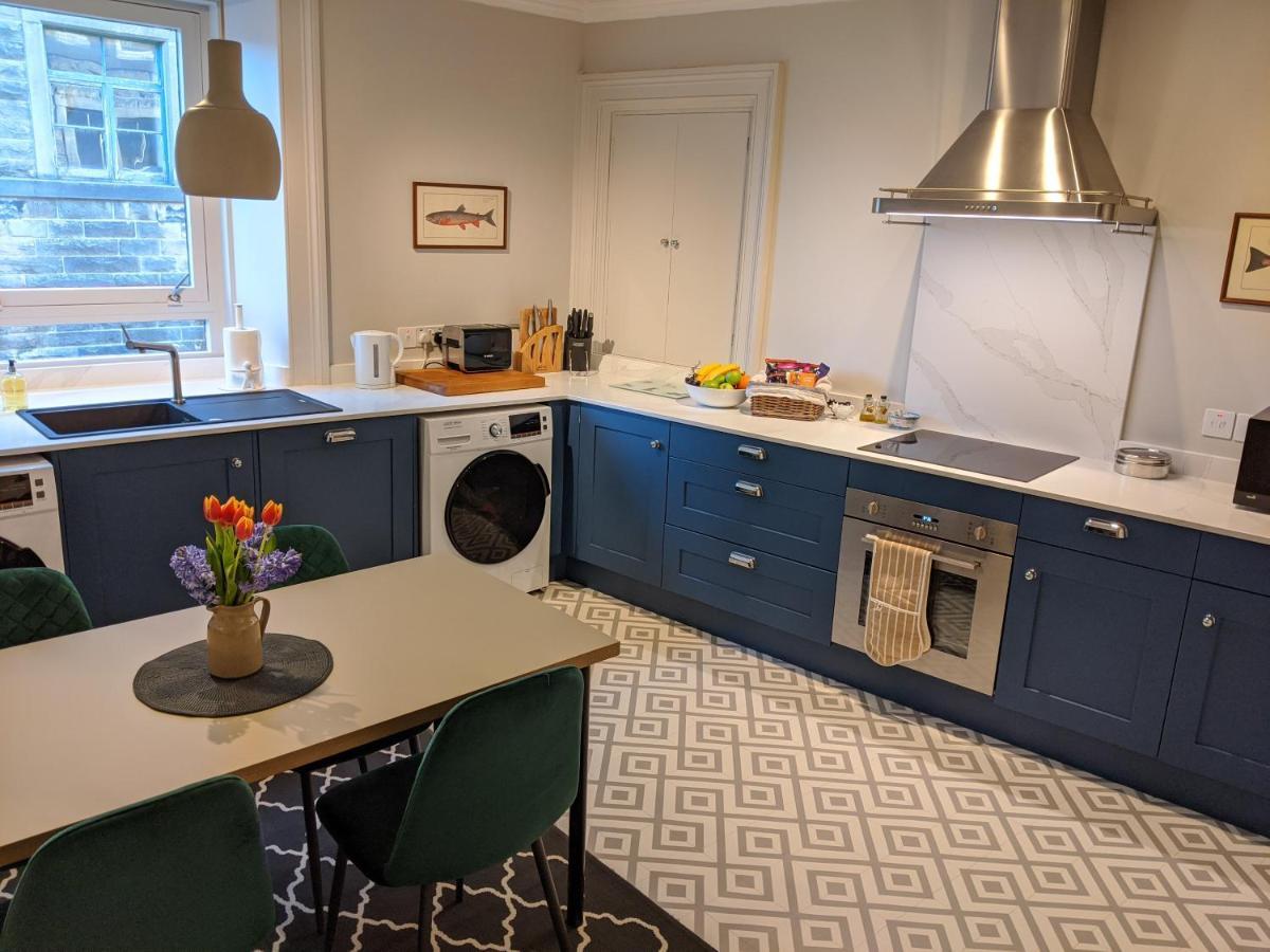 Central Hawick Spacious Stylish Flat With Log Burner Eksteriør billede